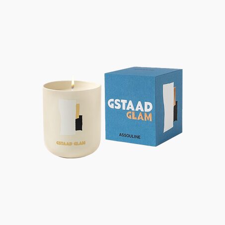 Assouline Bougie parfumée GSTAAD TRAVEL Framboise, cyprés,feuilles de tabac noir, bois de cèdre