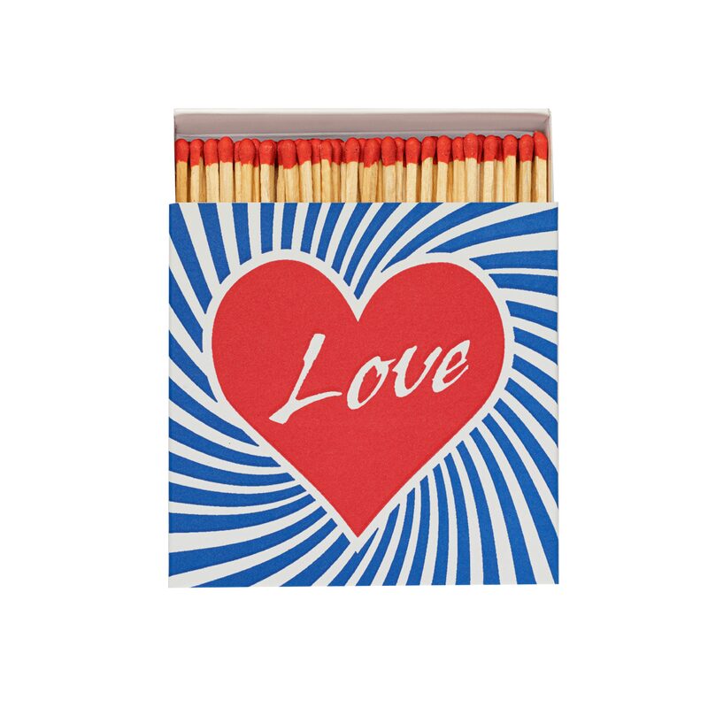 Allumettes LOVE coloris Bleu, rouge