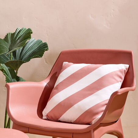 Coussin ZENO coloris rose 45 x 45 cm