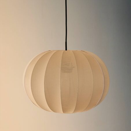 Suspension MOON coloris beige 22 x 31,5 cm