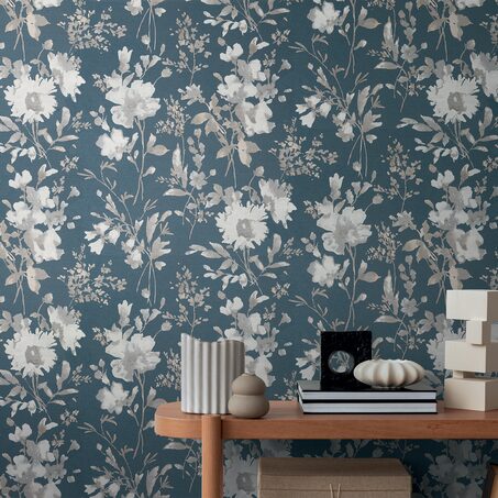 Papier peint intissé PETAL POETRY coloris bleu nuit et argenté